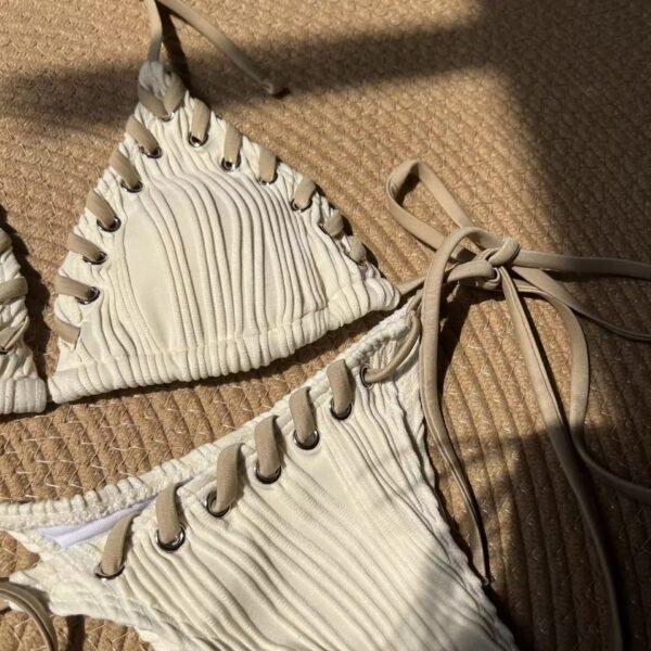 Bikini Coachella - Imagen 3